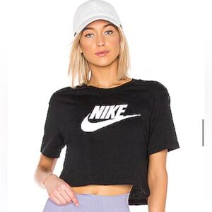 Nike Crop Tee